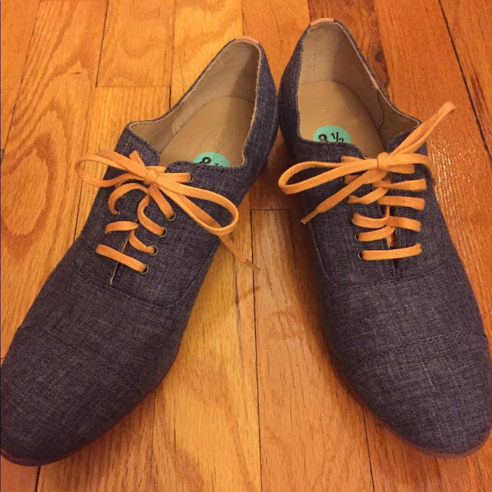 Denim flats